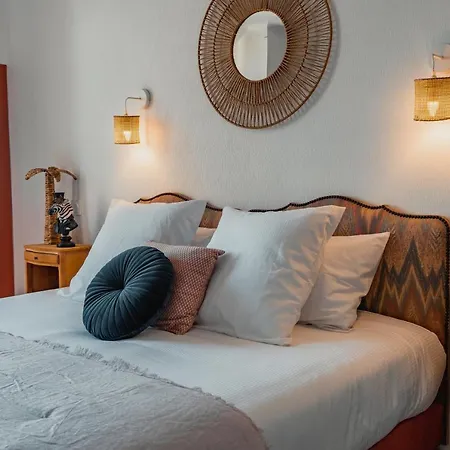 L'abbaye Saint-Cyprien (Dordogne)